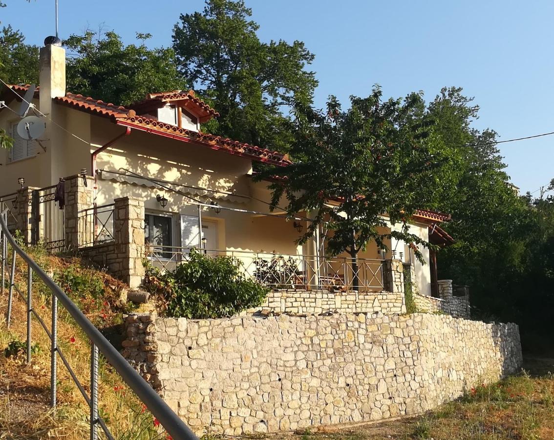 Plataniotissa Mansion Villa Kalavryta Exterior photo